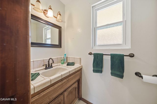 44834 17th Street, Lancaster, CA 93534