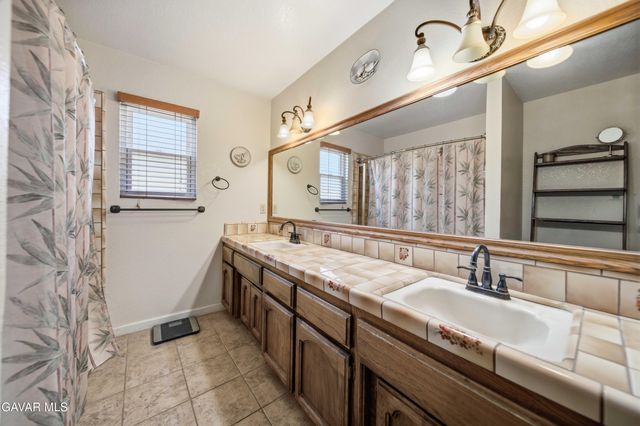 44834 17th Street, Lancaster, CA 93534