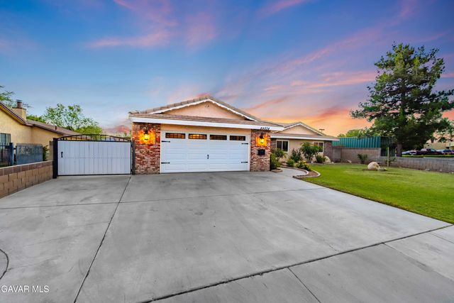 44834 17th Street, Lancaster, CA 93534