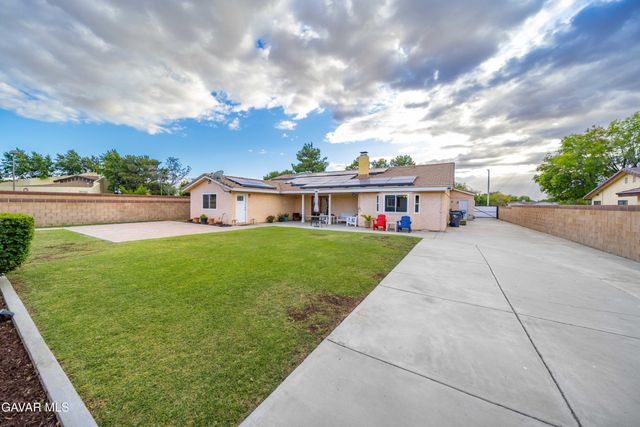 44834 17th Street, Lancaster, CA 93534