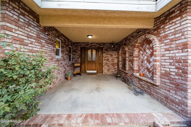 44834 17th Street, Lancaster, CA 93534