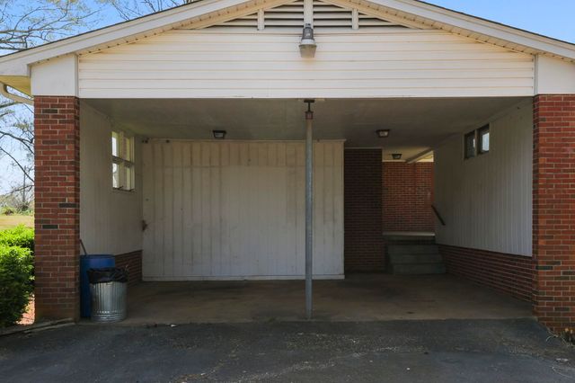 2184 John Dodd Road, Wellford, SC 29385