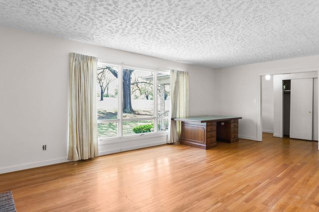 2184 John Dodd Road, Wellford, SC 29385