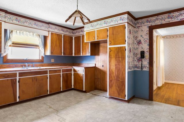 2184 John Dodd Road, Wellford, SC 29385