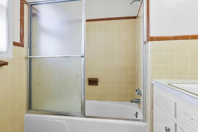 2184 John Dodd Road, Wellford, SC 29385