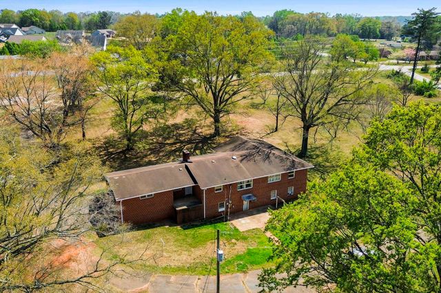 2184 John Dodd Road, Wellford, SC 29385