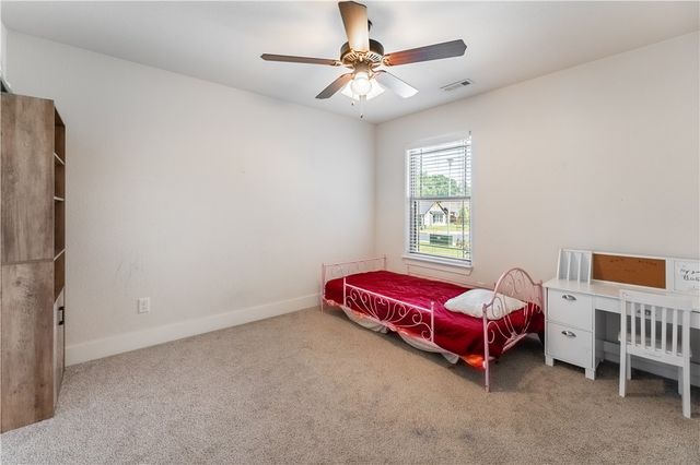 1100 Huntleigh Drive, Bentonville, AR 72713
