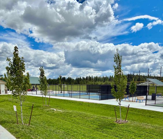 8211 S Avery Rd, Cheney, WA 99004