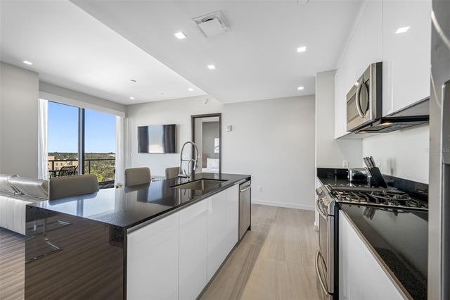 5 N OSCEOLA AVENUE 508, Clearwater, FL 33755