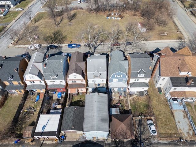 710 E 12th Ave, Munhall, PA 15120