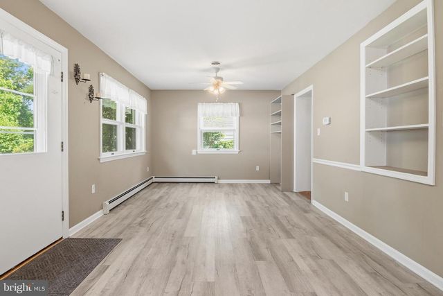 415 S ROLLING RD, Baltimore, MD 21228