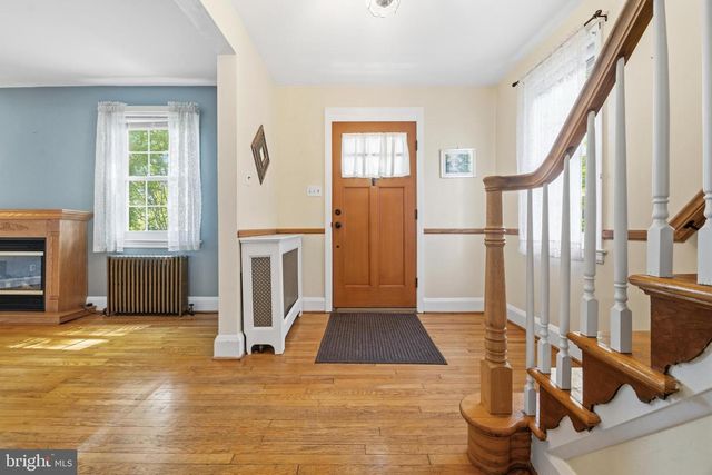 415 S ROLLING RD, Baltimore, MD 21228