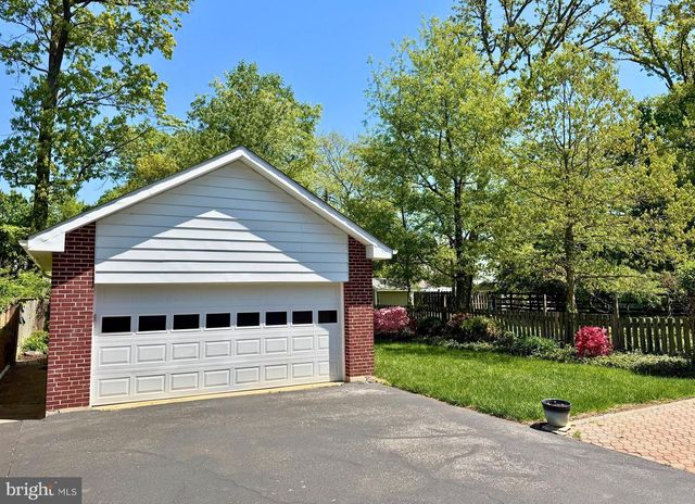 415 S ROLLING RD, Baltimore, MD 21228