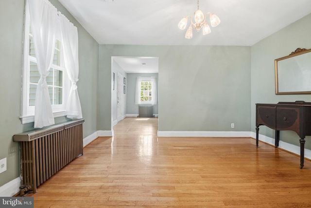 415 S ROLLING RD, Baltimore, MD 21228