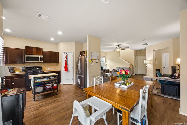 1918 Marbach Woods, San Antonio, TX 78245