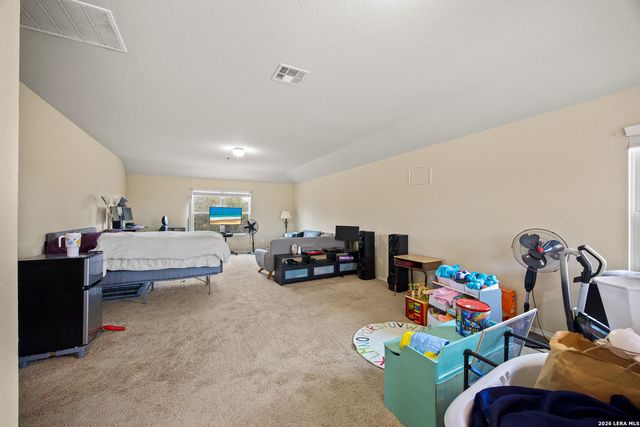 1918 Marbach Woods, San Antonio, TX 78245