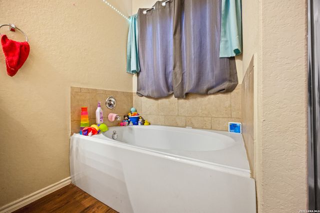 1918 Marbach Woods, San Antonio, TX 78245