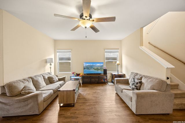 1918 Marbach Woods, San Antonio, TX 78245