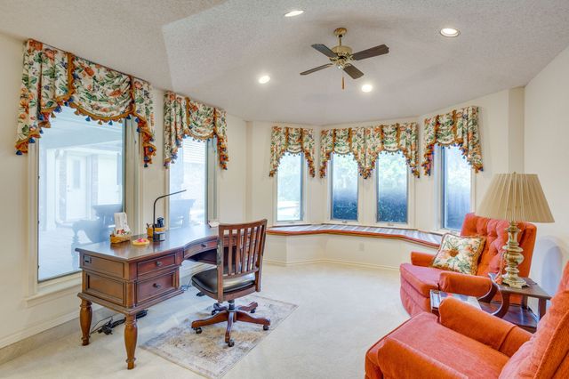 2006 Lake Country Drive, Arlington, TX 76012