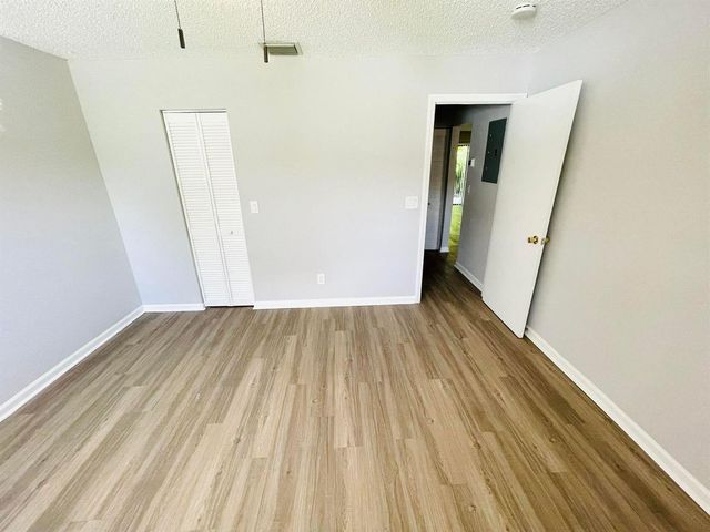 3765 Park Lane Villas Road, West Palm Beach, FL 33403