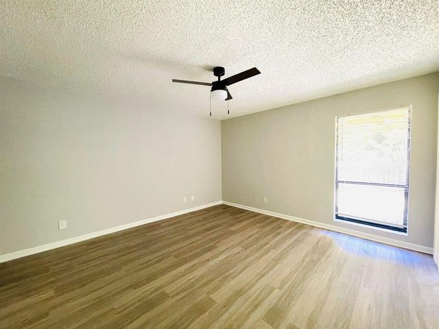 3765 Park Lane Villas Road, West Palm Beach, FL 33403