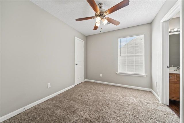 10225 STERLING RIDGE DR, Cordova, TN 38018