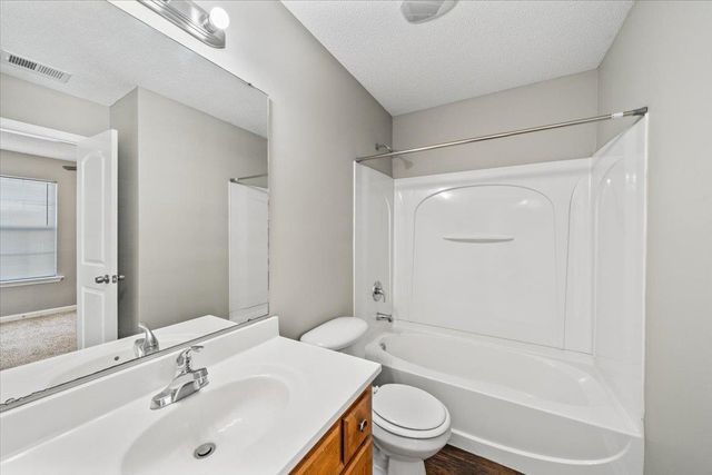 10225 STERLING RIDGE DR, Cordova, TN 38018