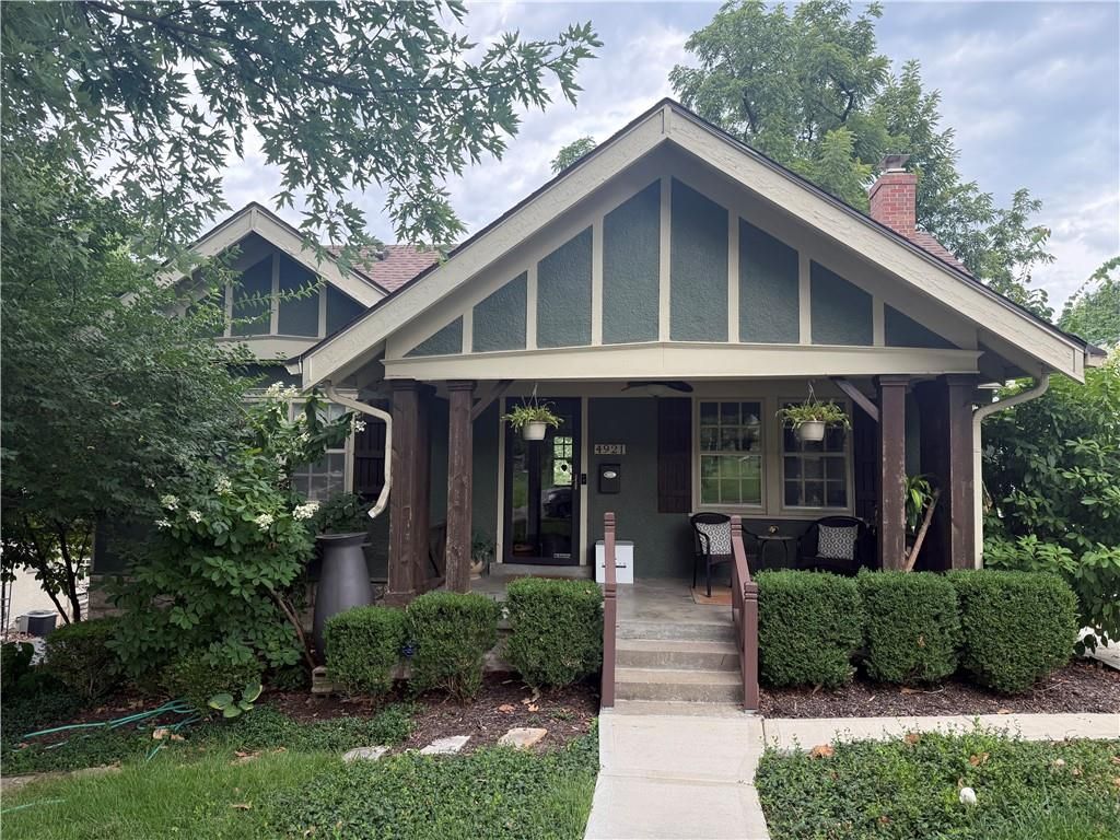 4921 Wyoming Street, Kansas City, MO 64112