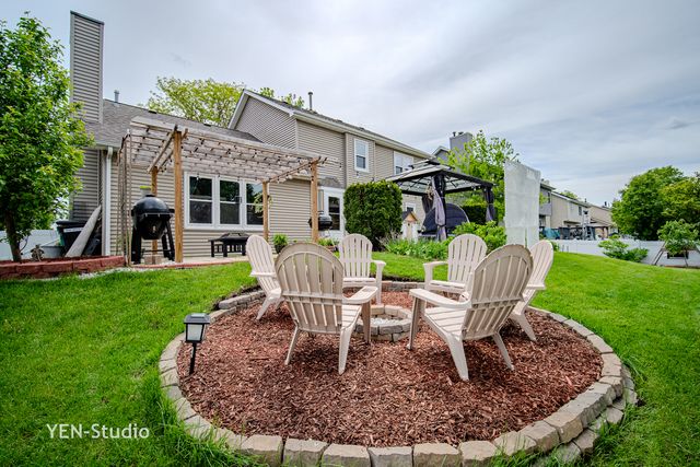 1713 Chestnut Hill Road, Plainfield, IL 60586