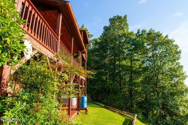 1300 Timberwood Drive, Marble, NC 28905