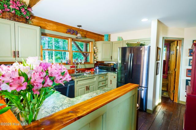 1300 Timberwood Drive, Marble, NC 28905