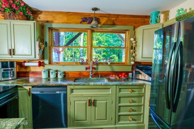 1300 Timberwood Drive, Marble, NC 28905