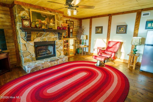 1300 Timberwood Drive, Marble, NC 28905