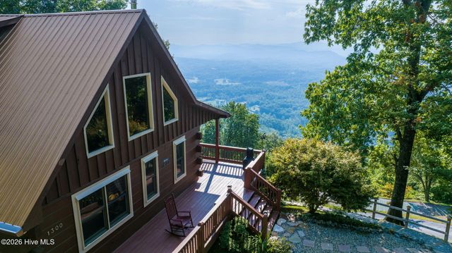 1300 Timberwood Drive, Marble, NC 28905