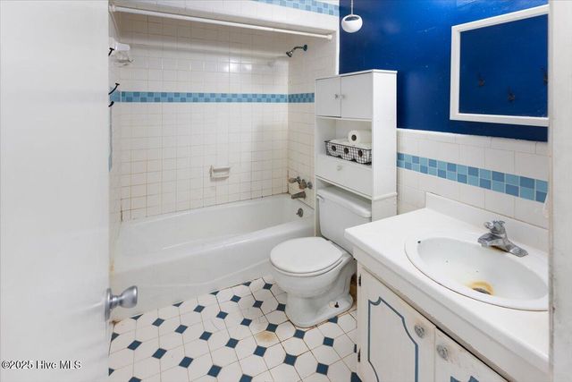 6803 Murrayville Road, Wilmington, NC 28411
