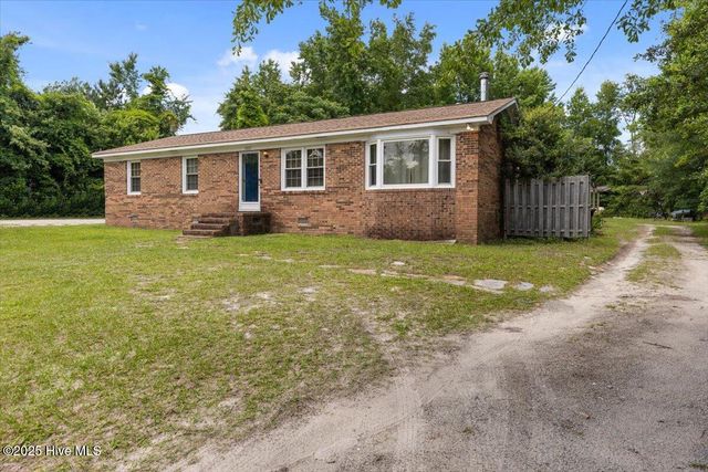 6803 Murrayville Road, Wilmington, NC 28411
