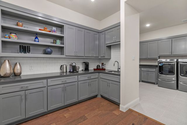 11508 Hickory Falls Drive, Argyle, TX 76226