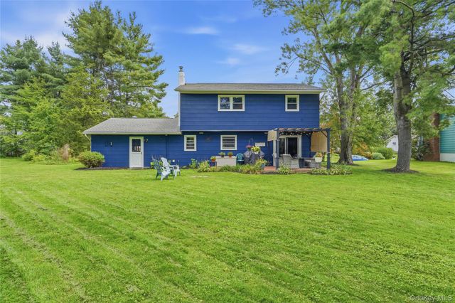 24 Esther Place, Lake Katrine, NY 12449