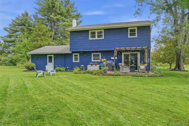 24 Esther Place, Lake Katrine, NY 12449