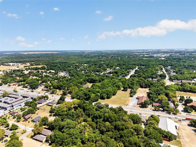 2633 E Ledbetter Drive, Dallas, TX 75216