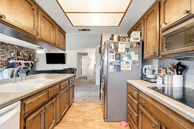 231 W Paul, Fresno, CA 93704