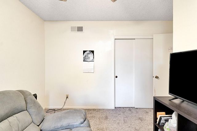 231 W Paul, Fresno, CA 93704