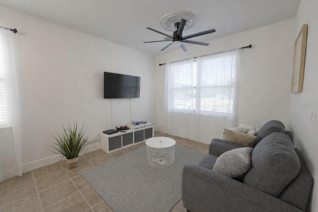 1434 BLUE HORIZON DRIVE, Clermont, FL 34714