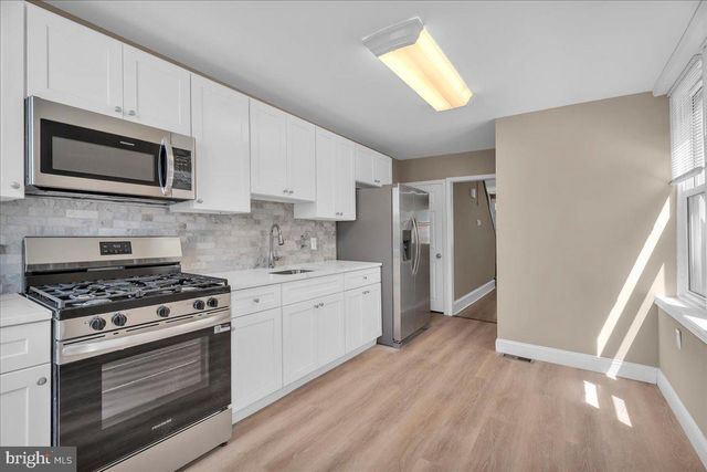 530 BERGEN ST, Gloucester City, NJ 08030