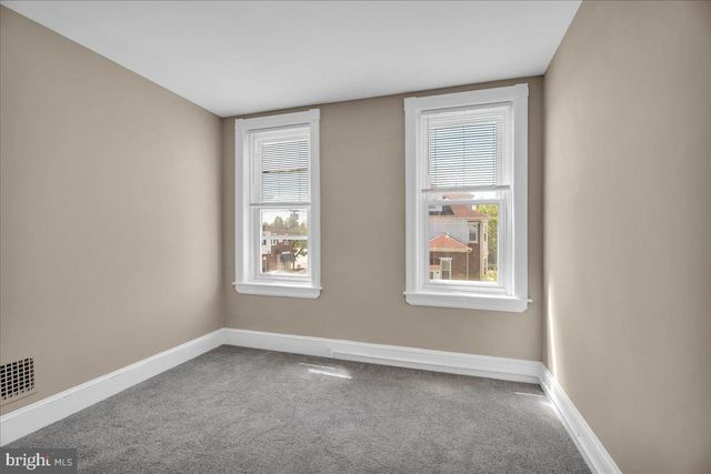 530 BERGEN ST, Gloucester City, NJ 08030