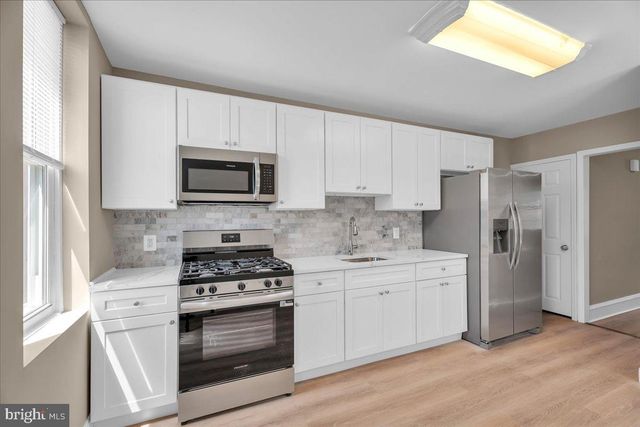 530 BERGEN ST, Gloucester City, NJ 08030