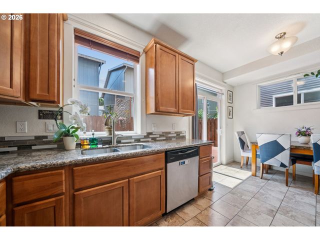 13546 Se STEELE St, Portland, OR 97236
