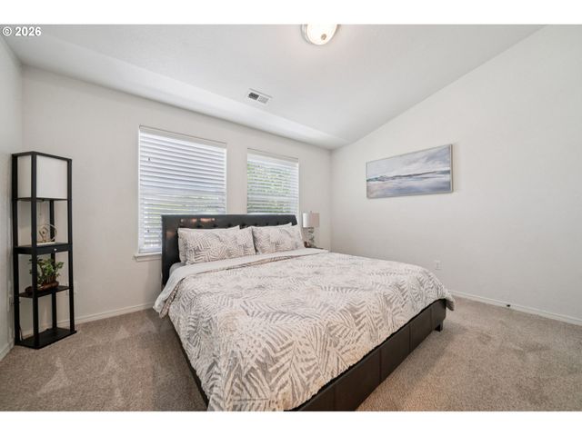 13546 Se STEELE St, Portland, OR 97236