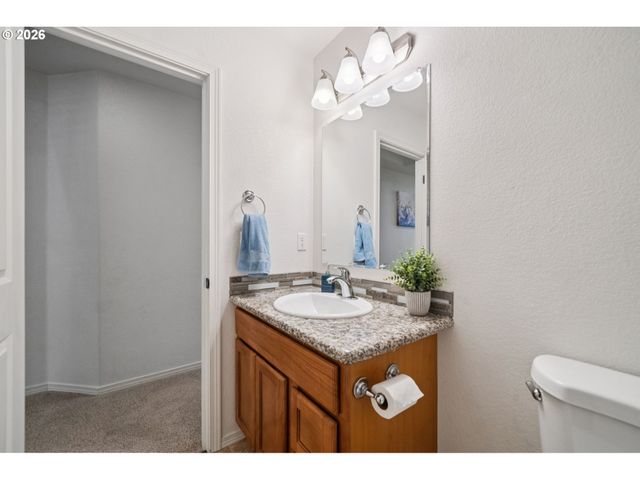 13546 Se STEELE St, Portland, OR 97236