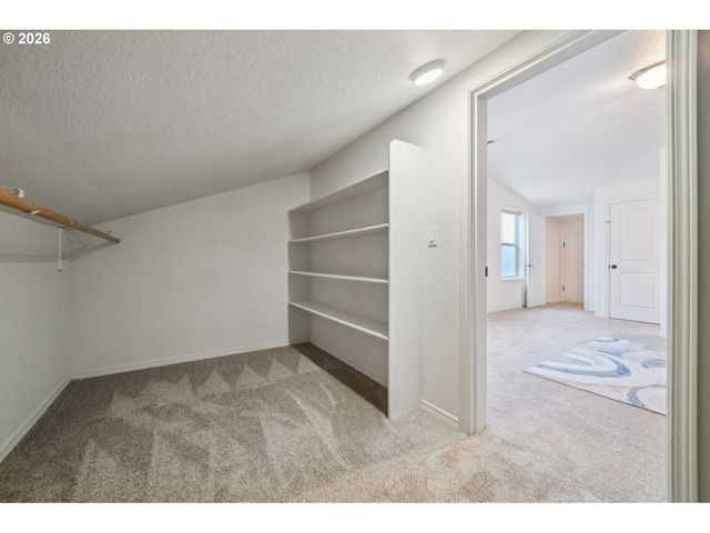 13546 Se STEELE St, Portland, OR 97236